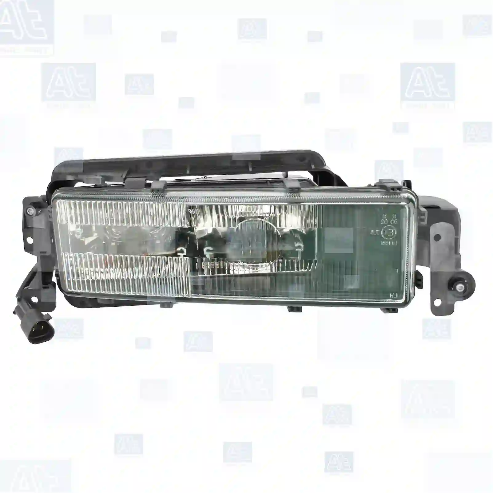 Spot Lamp Full beam and fog lamp, right, at no: 77710322 ,  oem no:81251016318, 81251016328, 81251016338 At Spare Part | Engine, Accelerator Pedal, Camshaft, Connecting Rod, Crankcase, Crankshaft, Cylinder Head, Engine Suspension Mountings, Exhaust Manifold, Exhaust Gas Recirculation, Filter Kits, Flywheel Housing, General Overhaul Kits, Engine, Intake Manifold, Oil Cleaner, Oil Cooler, Oil Filter, Oil Pump, Oil Sump, Piston & Liner, Sensor & Switch, Timing Case, Turbocharger, Cooling System, Belt Tensioner, Coolant Filter, Coolant Pipe, Corrosion Prevention Agent, Drive, Expansion Tank, Fan, Intercooler, Monitors & Gauges, Radiator, Thermostat, V-Belt / Timing belt, Water Pump, Fuel System, Electronical Injector Unit, Feed Pump, Fuel Filter, cpl., Fuel Gauge Sender,  Fuel Line, Fuel Pump, Fuel Tank, Injection Line Kit, Injection Pump, Exhaust System, Clutch & Pedal, Gearbox, Propeller Shaft, Axles, Brake System, Hubs & Wheels, Suspension, Leaf Spring, Universal Parts / Accessories, Steering, Electrical System, Cabin