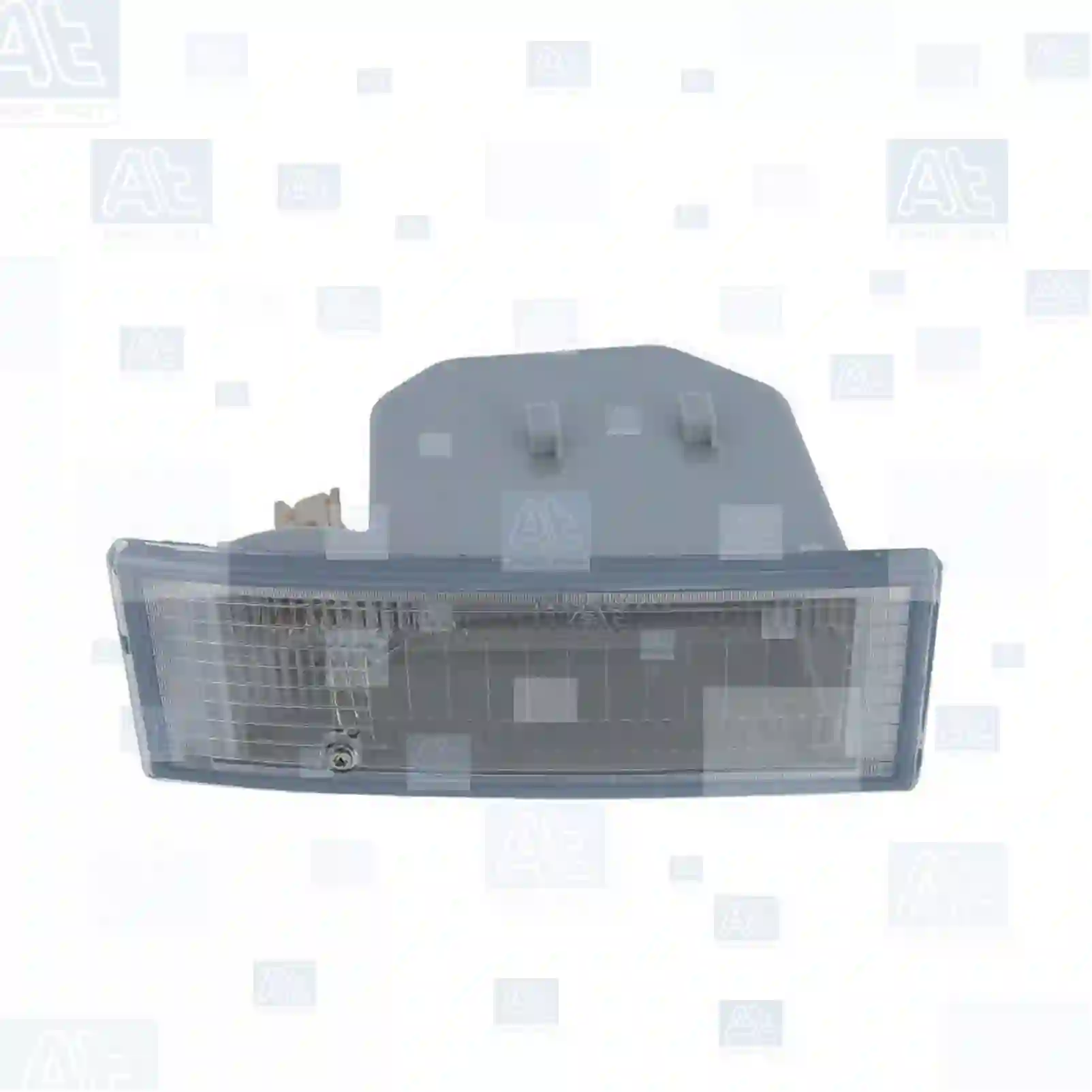 Fog Lamp Fog lamp, right, with bulb, at no: 77710844 ,  oem no:1063222, 20360274, 3980335, ZG20425-0008 At Spare Part | Engine, Accelerator Pedal, Camshaft, Connecting Rod, Crankcase, Crankshaft, Cylinder Head, Engine Suspension Mountings, Exhaust Manifold, Exhaust Gas Recirculation, Filter Kits, Flywheel Housing, General Overhaul Kits, Engine, Intake Manifold, Oil Cleaner, Oil Cooler, Oil Filter, Oil Pump, Oil Sump, Piston & Liner, Sensor & Switch, Timing Case, Turbocharger, Cooling System, Belt Tensioner, Coolant Filter, Coolant Pipe, Corrosion Prevention Agent, Drive, Expansion Tank, Fan, Intercooler, Monitors & Gauges, Radiator, Thermostat, V-Belt / Timing belt, Water Pump, Fuel System, Electronical Injector Unit, Feed Pump, Fuel Filter, cpl., Fuel Gauge Sender,  Fuel Line, Fuel Pump, Fuel Tank, Injection Line Kit, Injection Pump, Exhaust System, Clutch & Pedal, Gearbox, Propeller Shaft, Axles, Brake System, Hubs & Wheels, Suspension, Leaf Spring, Universal Parts / Accessories, Steering, Electrical System, Cabin