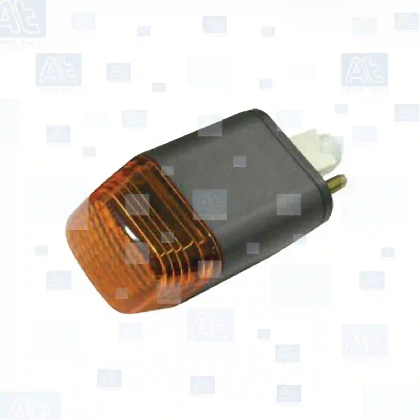 Marker Lamp Side marking lamp, at no: 77710861 ,  oem no:500367924, 500367 At Spare Part | Engine, Accelerator Pedal, Camshaft, Connecting Rod, Crankcase, Crankshaft, Cylinder Head, Engine Suspension Mountings, Exhaust Manifold, Exhaust Gas Recirculation, Filter Kits, Flywheel Housing, General Overhaul Kits, Engine, Intake Manifold, Oil Cleaner, Oil Cooler, Oil Filter, Oil Pump, Oil Sump, Piston & Liner, Sensor & Switch, Timing Case, Turbocharger, Cooling System, Belt Tensioner, Coolant Filter, Coolant Pipe, Corrosion Prevention Agent, Drive, Expansion Tank, Fan, Intercooler, Monitors & Gauges, Radiator, Thermostat, V-Belt / Timing belt, Water Pump, Fuel System, Electronical Injector Unit, Feed Pump, Fuel Filter, cpl., Fuel Gauge Sender,  Fuel Line, Fuel Pump, Fuel Tank, Injection Line Kit, Injection Pump, Exhaust System, Clutch & Pedal, Gearbox, Propeller Shaft, Axles, Brake System, Hubs & Wheels, Suspension, Leaf Spring, Universal Parts / Accessories, Steering, Electrical System, Cabin